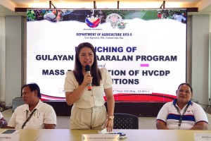 DA gives P17.3M aid to farmers, promotes 'Gulayan sa Paaralan'