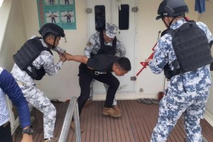 PCG prepares vs. rogue vessels via boarding exercise