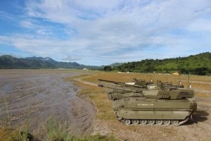 PH Army test-fires Israeli-made Sabrah light tank guns