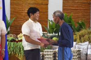 2-year PBBM admin: 138K agrarian beneficiaries receive land titles