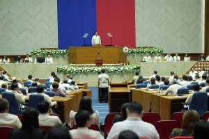 House approves bill amending rule on candidate substitution in polls