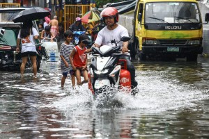 24 road sections closed, 20 others with limited access due to floods