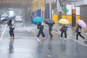 ‘Habagat' to dampen Luzon, Visayas