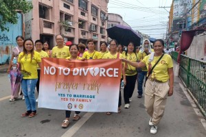 Cebu prelate: Be proud of anti-divorce PH