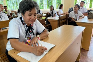 Grandma, moms return to school in Tacloban