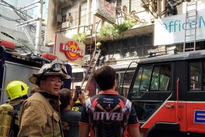 11 dead in Binondo building fire