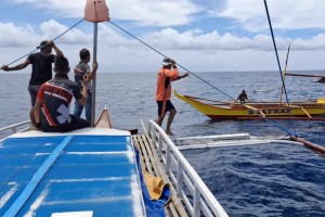 Search on for missing fisher in Masbate sea collision