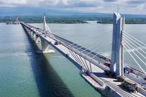 DPWH inspects Mindanao’s Panguil bridge ahead of Sept opening