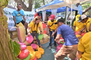 Over 3.6K Negrenses avail of P25 per kilo rice    