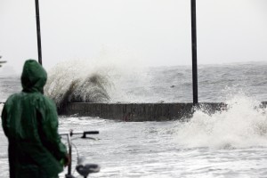 6 domestic flights canceled due to bad weather