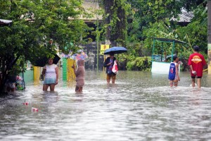 Typhoon-affected gov't workers eligible for special emergency leave