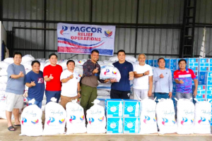 PAGCOR gives relief aid to 5.5K flood-hit families