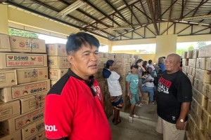 DSWD gives P43-M aid to 'Enteng'-hit families in Bicol