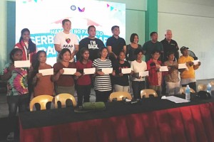 1K indigents in Antique receive financial aid on PBBM’s birthday