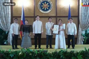 3 gov’t workers from Iloilo, Antique are PH exemplary employees