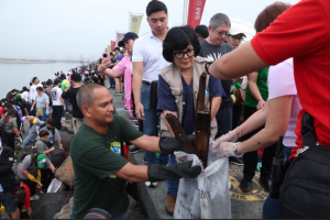 PH coastal cleanup yields record volunteers, trash collection