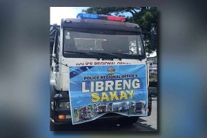 Bicol police provides free rides to commuters amid strike