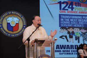 DND chief seeks better performance from civilian employees