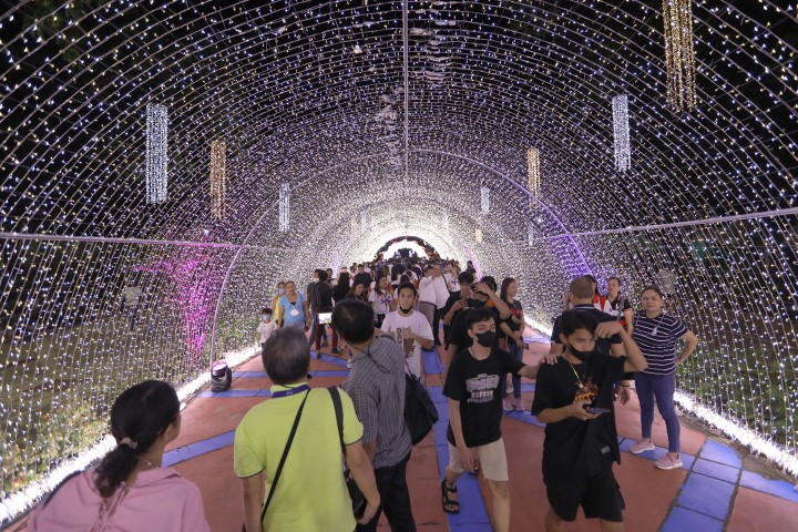 Light tunnel 