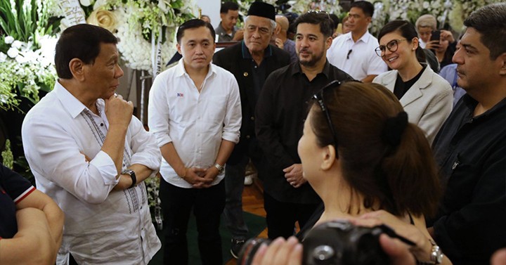 PRRD visits wake of Aga Muhlach's father | Photos | Philippine News Agency