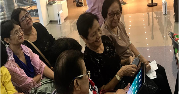 https://files01.pna.gov.ph/ograph/2018/09/04/san-pablo-citys-senior-citizens-trained-on-techie-gadgets-at-sm-city-mall.png