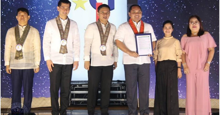 Quezon province bags anew good governance award this year | Philippine ...