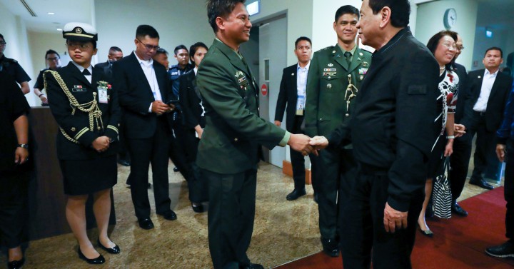 PRRD ARRIVES IN SINGAPORE | Photos | Philippine News Agency