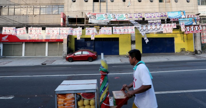 FRUITS, ANYONE? | Photos | Philippine News Agency