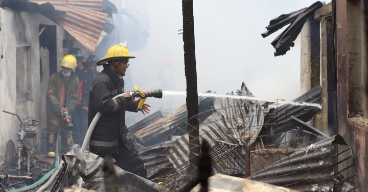 MORNING FIRE | Photos | Philippine News Agency