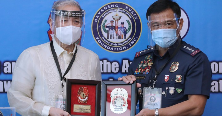 pnp-badge-token-photos-philippine-news-agency