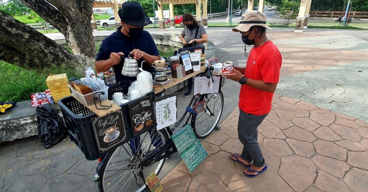 Bicycles outlet and coffee