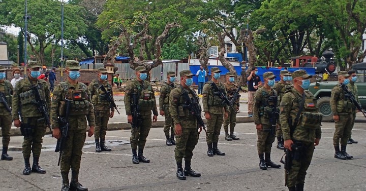 PNP, Army send teams to CTG-affected villages in Iloilo City ...