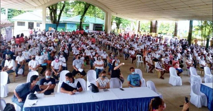 Surigao Norte LGU cites senator's aid to typhoon-hit families ...