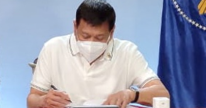 Duterte Signs Bill Raising Age Of Sexual Consent To 16 Philippine News Agency 4875