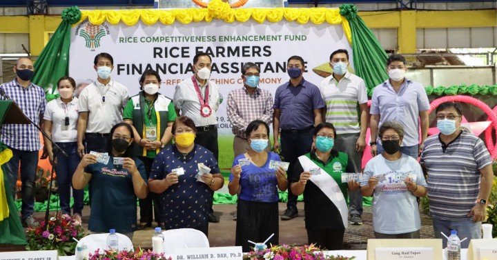 P1.1-B Financial Aid To Benefit W. Visayas Rice Farmers | Philippine ...