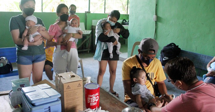 FIGHTING POLIO, MEASLES | Photos | Philippine News Agency