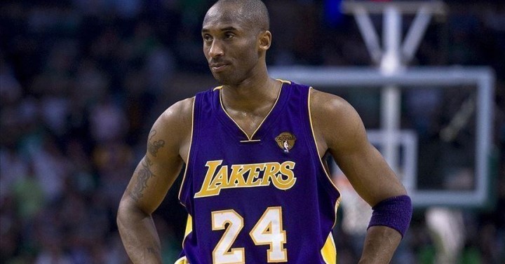 Kobe Bryant's warm-up shirt sold for $277,200 at auction