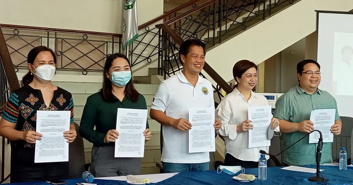 Bacolod City partners with 2 hospitals for ‘no deposit’ policy ...