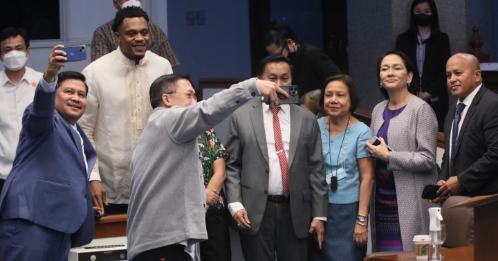 Proposed Granting Of Filipino Citizenship | Photos | Philippine News Agency