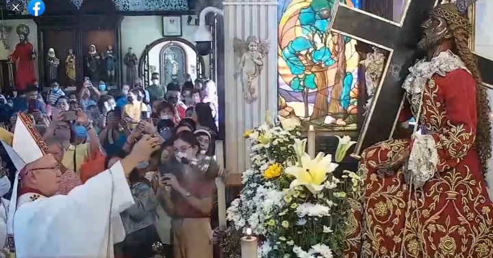 Hundreds of Cebuanos celebrate feast of Black Nazarene | Philippine ...