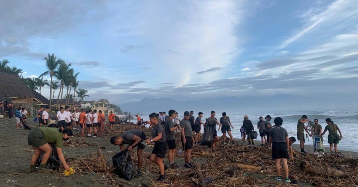 baler-coastal-cleanup-drive-yields-5-truckloads-of-trash-philippine