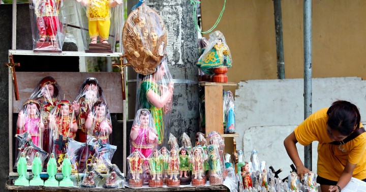 Religious Items for Sale | Photos | Philippine News Agency