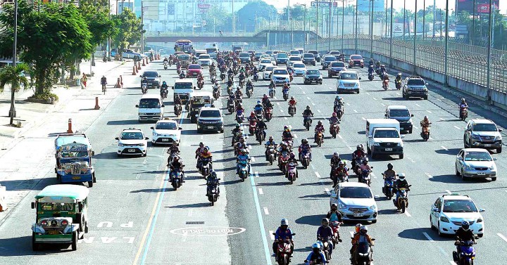 MOTORCYCLE LANE | Photos | Philippine News Agency