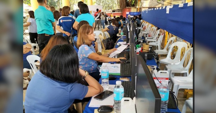 Comelec holds registration fair, voter education in Iloilo | Philippine ...