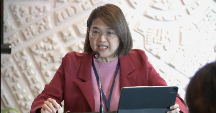 Pilipinas: Inflation Rate Bumaba sa 0.9% – Pinakamababa sa Anim na Taon!