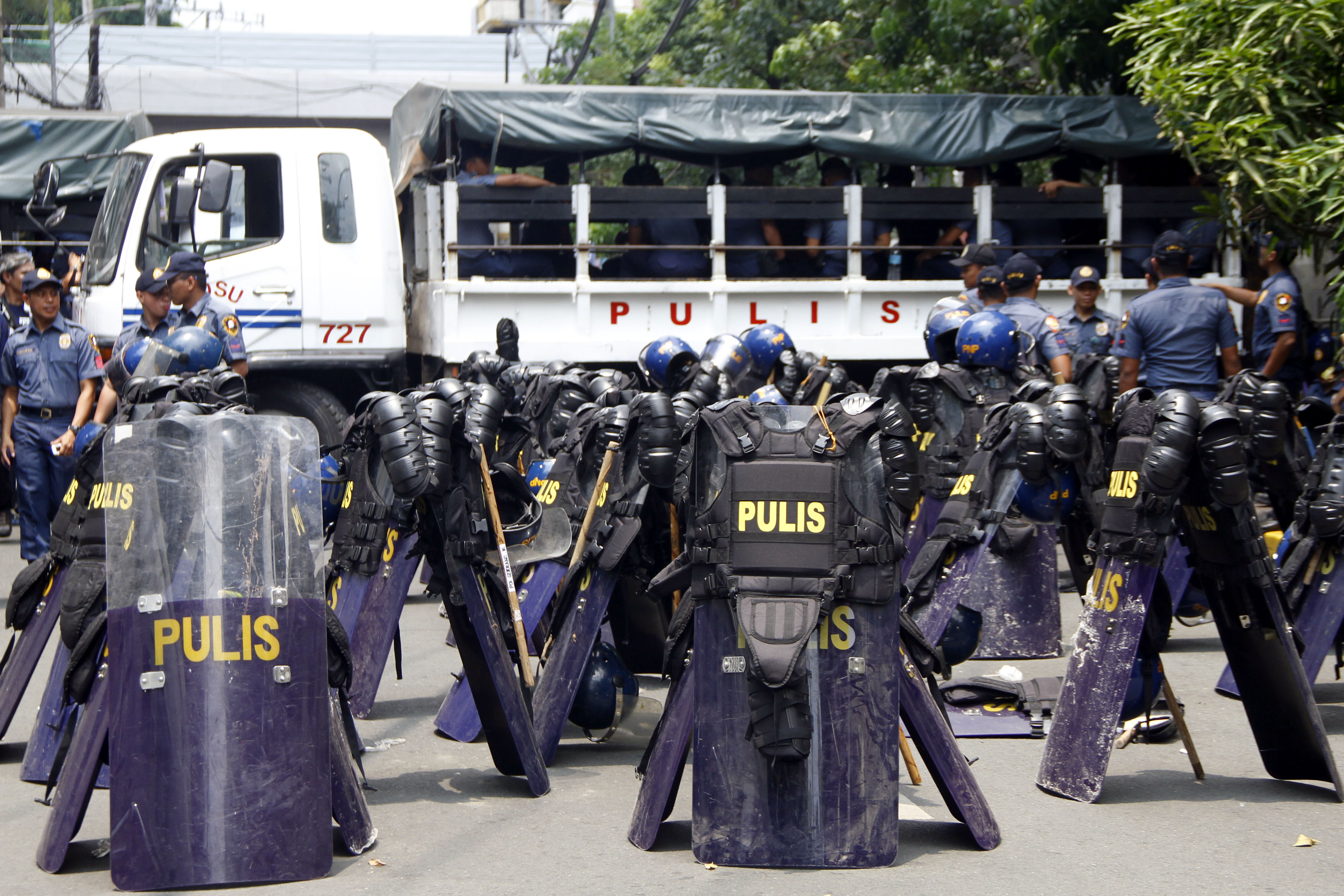 pnp-ncr-standby-to-maintain-peace-and-order-at-padred-faura-st