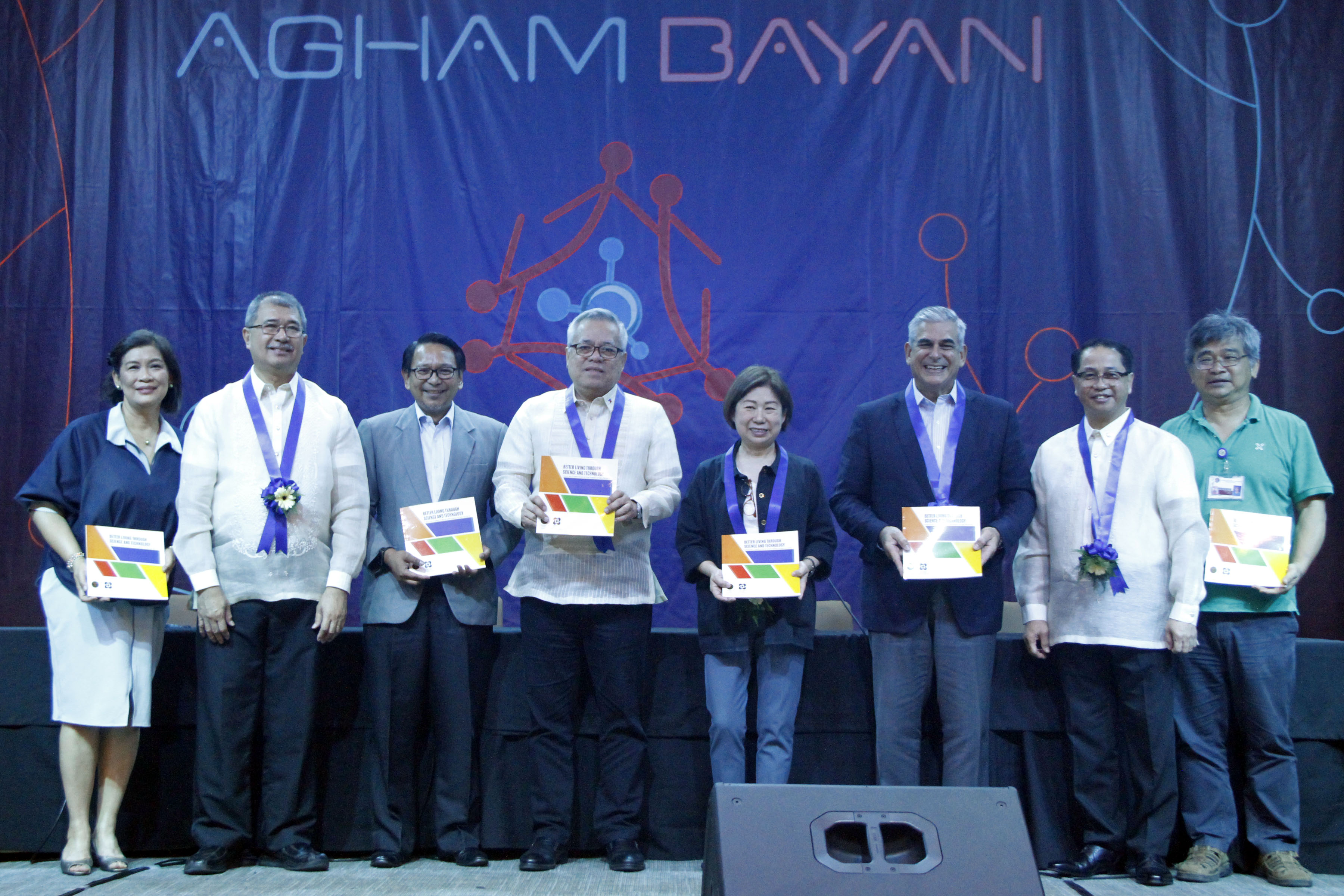 AghamBayan Handbook | Photos | Philippine News Agency