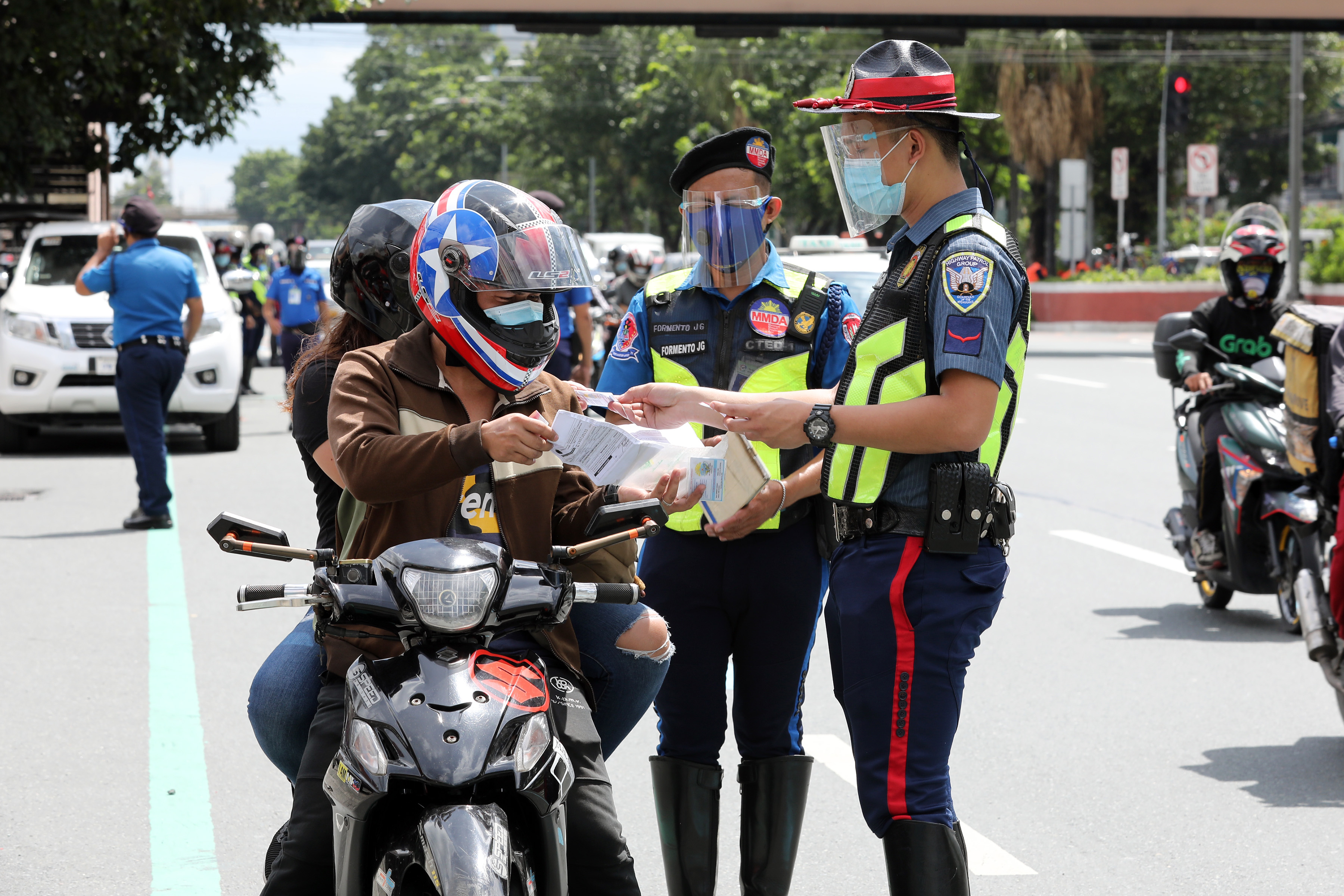 HPG-MMDA ops | Photos | Philippine News Agency