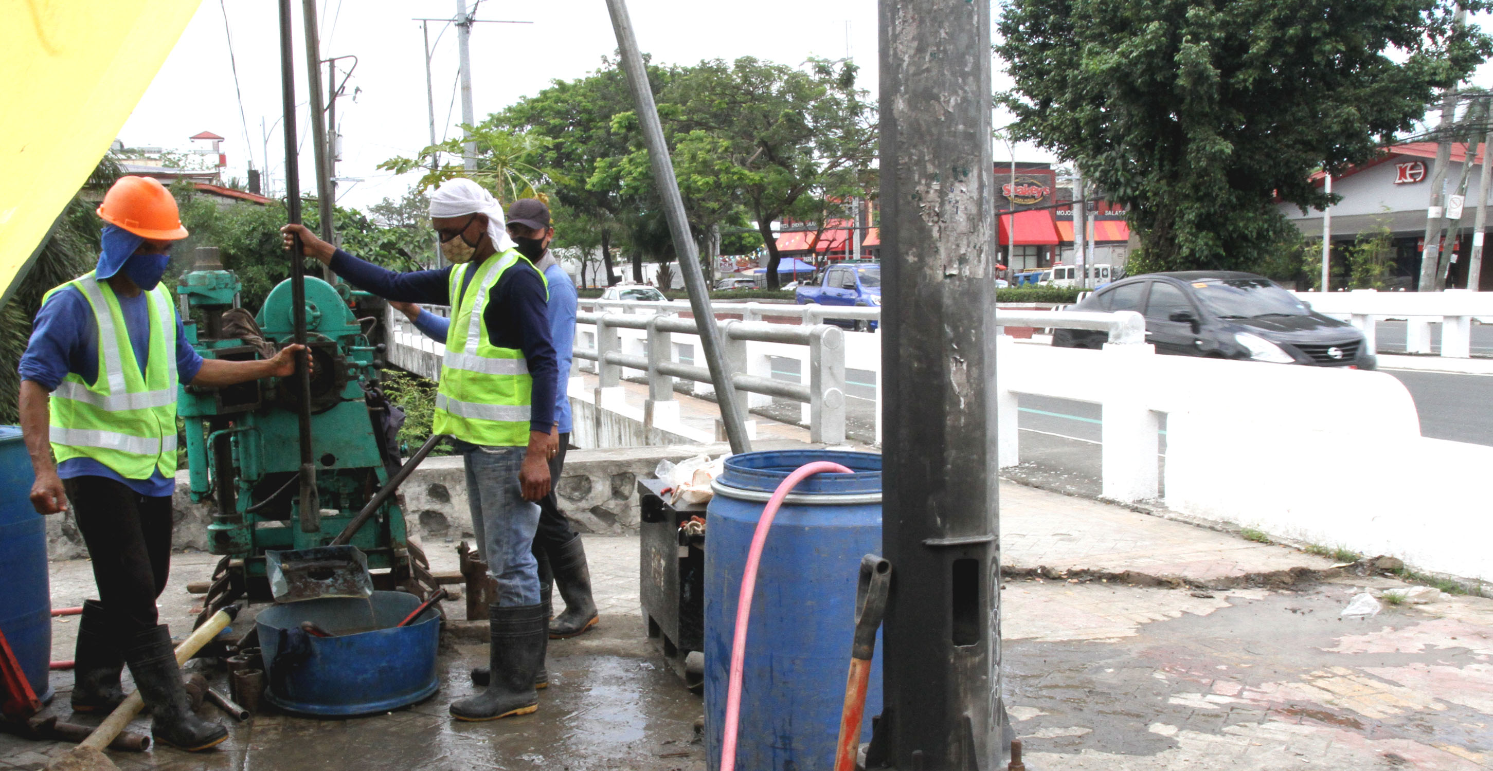 Bridge widening | Photos | Philippine News Agency