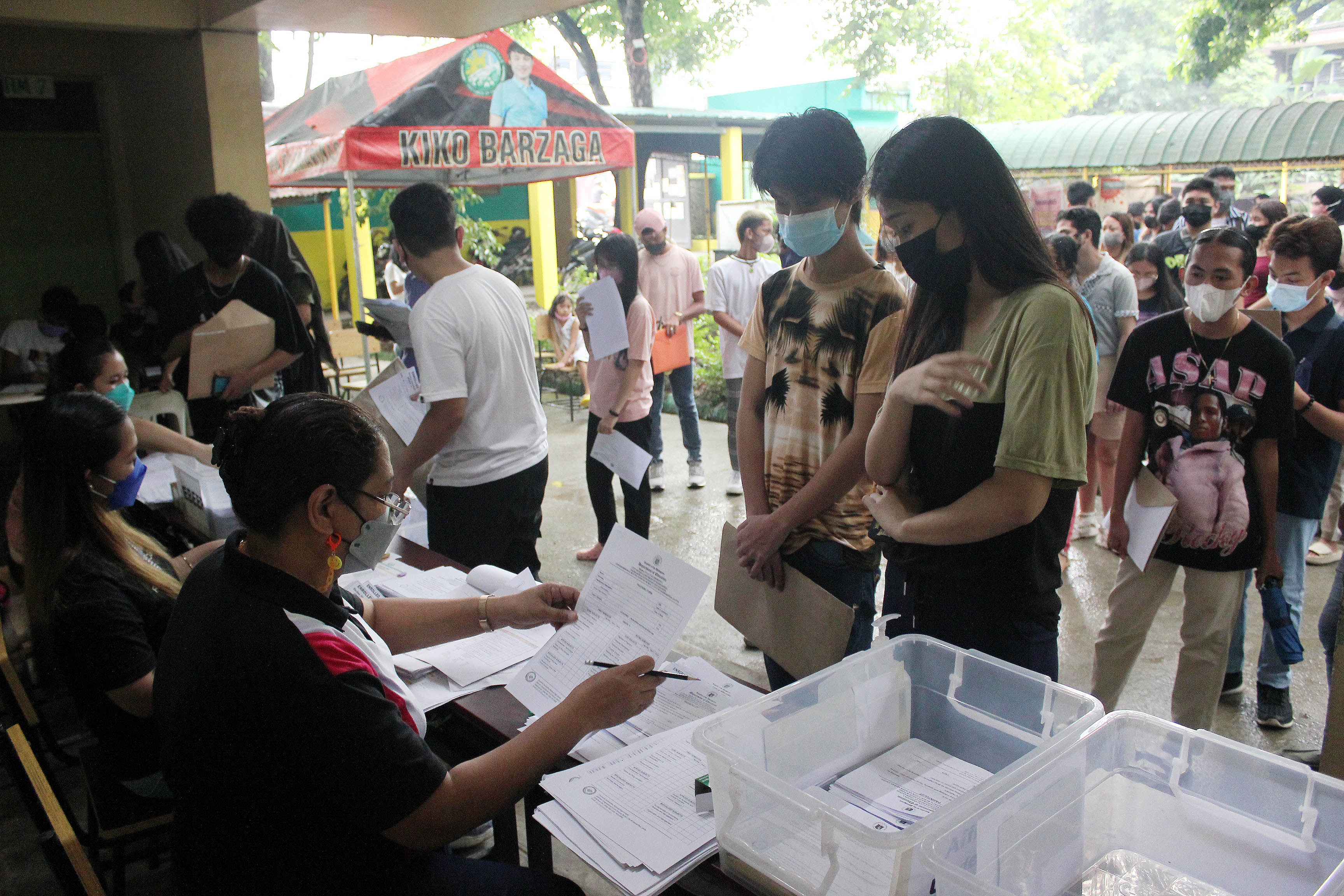 Enrollment | Photos | Philippine News Agency